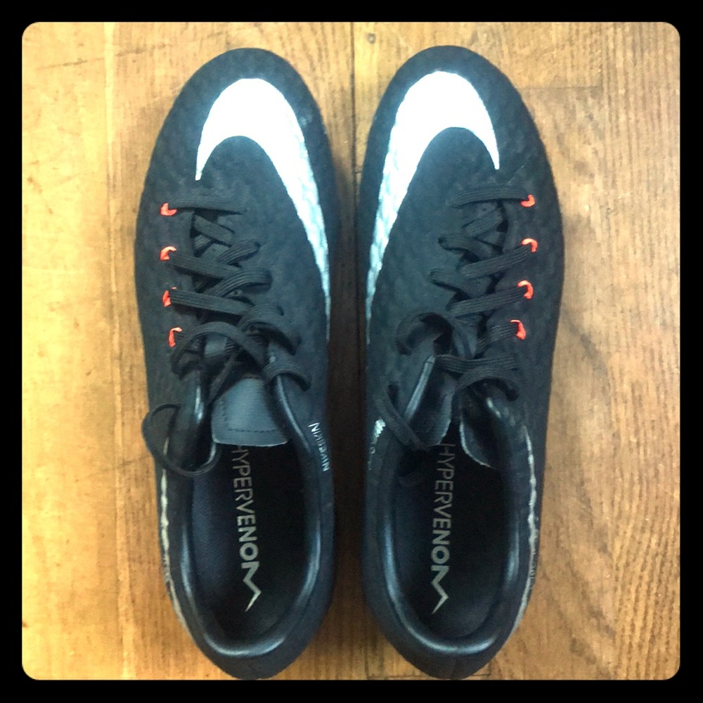 Nike Skin Hypervenom Women’s Indoor Soccer Cleats